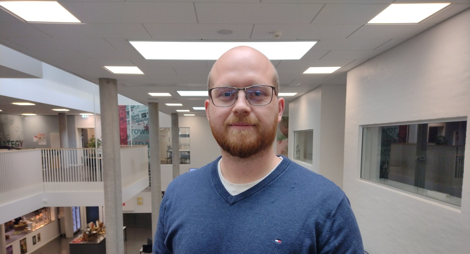 Emil læser elinstallatør på deltid på Erhvervsakademi Dania i Randers