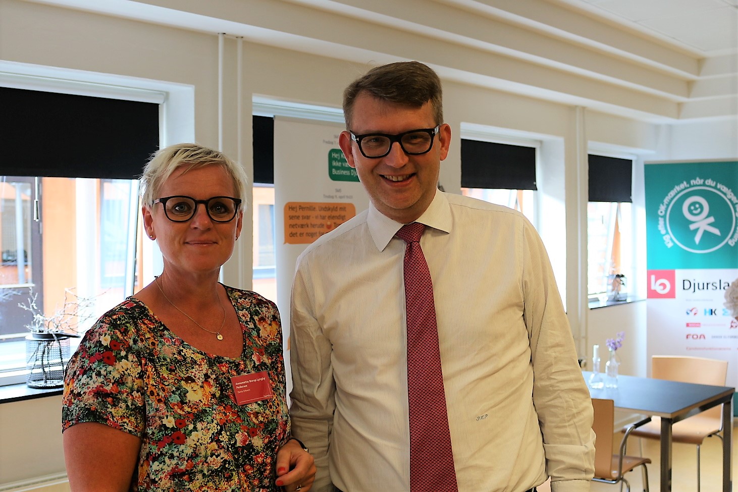 Chefkonsulent Annemette Lyngby sammen med beskæftigelsesminister Troels Lund Poulsen