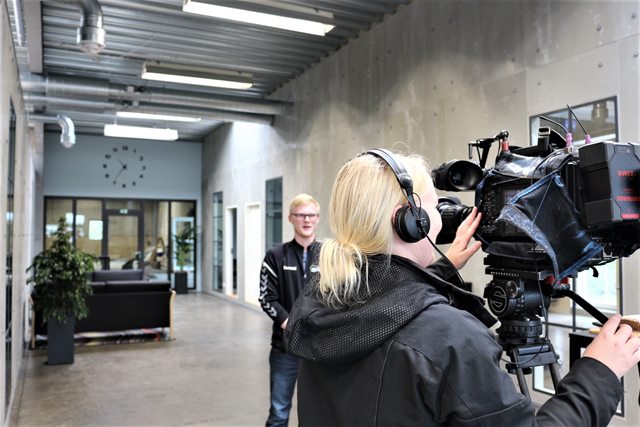 TV Syd interviewer Rasmus, som starter på den nye uddannelse