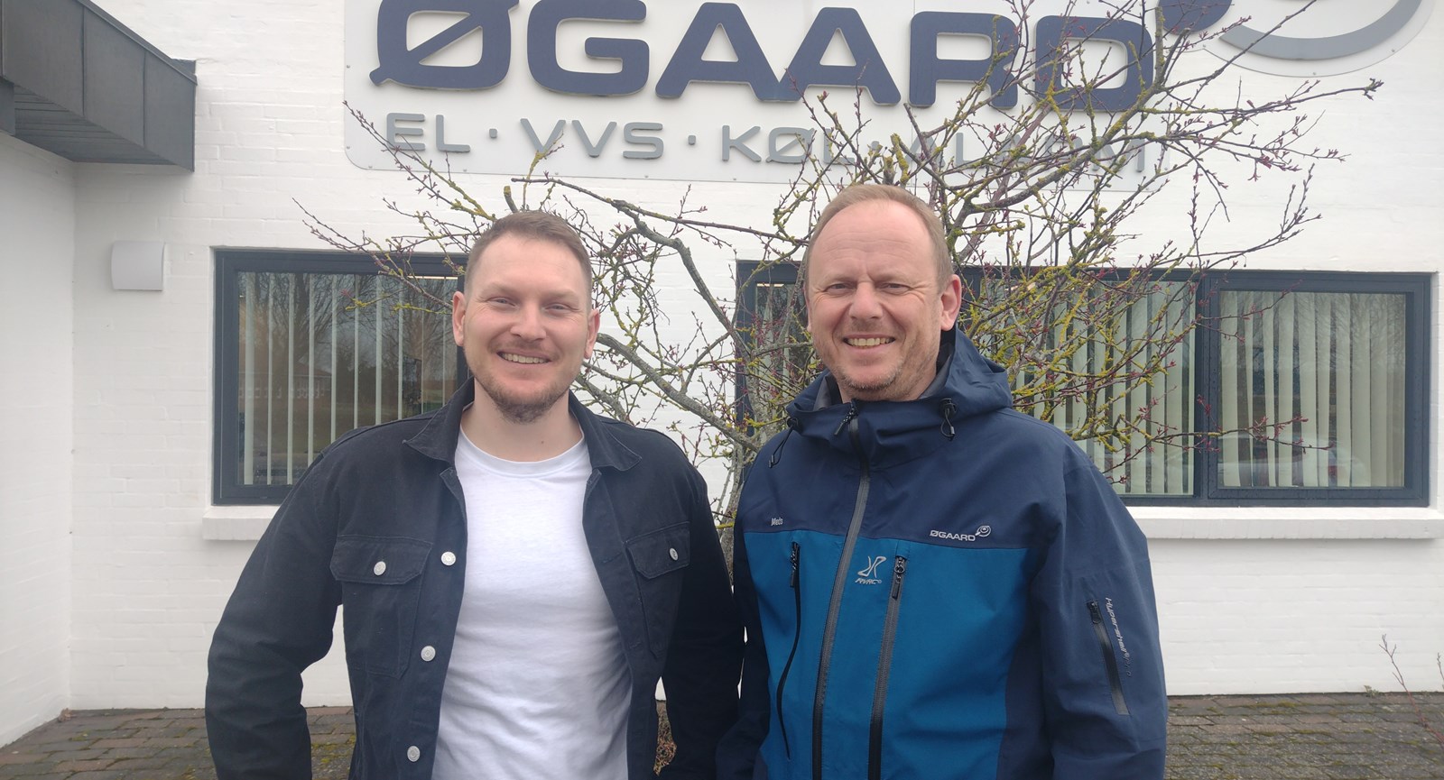 Patrick Roesdal, energiteknolog-studerende og praktikant hos Øgaard A/S og Mads Øgaard, ejerledere hos Øgaard A/S