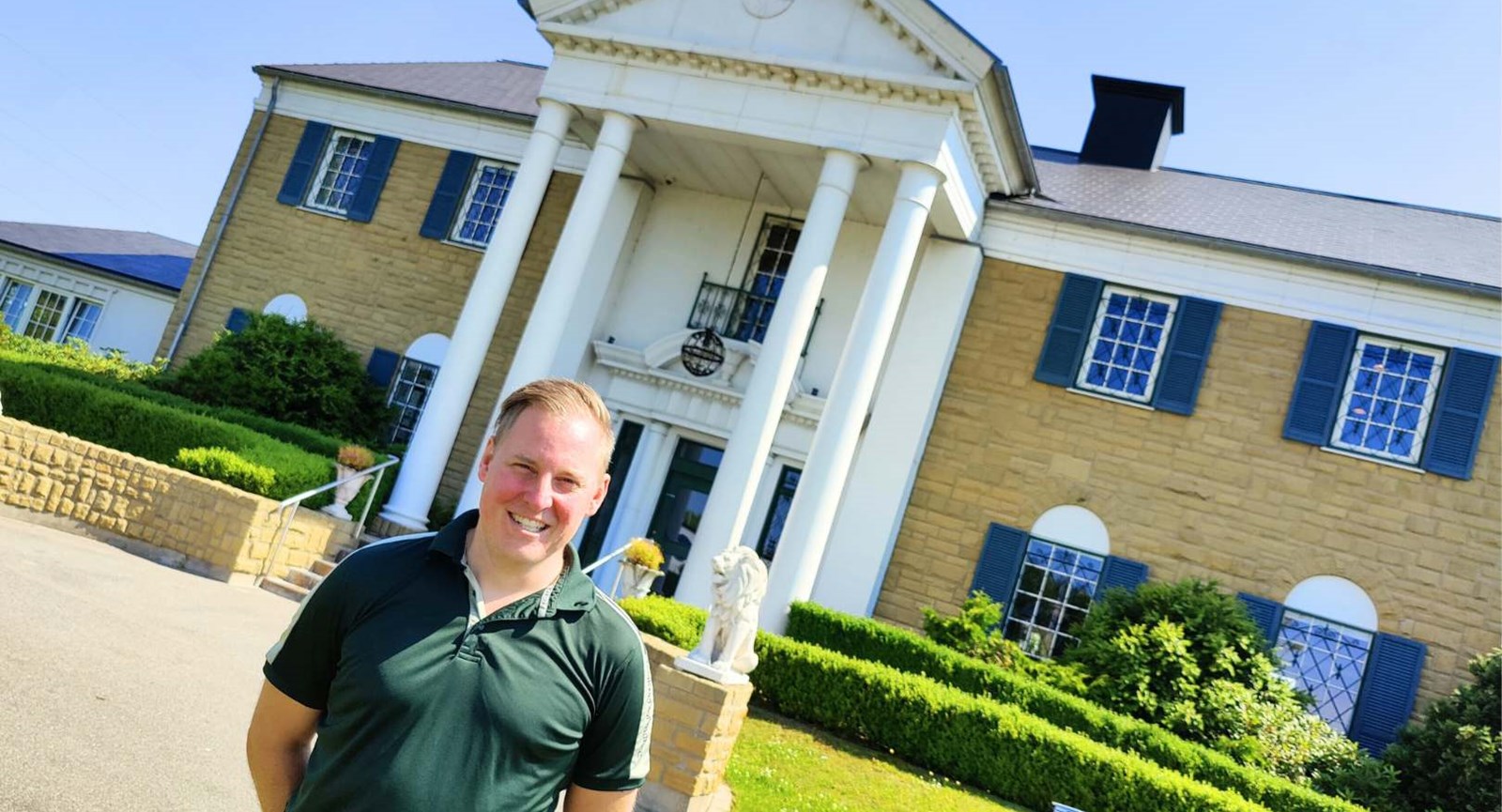Service- og oplevelsesøkonom Jakob Neve er konferencechef på Memphis Mansion, der er Europas største Elvis museum