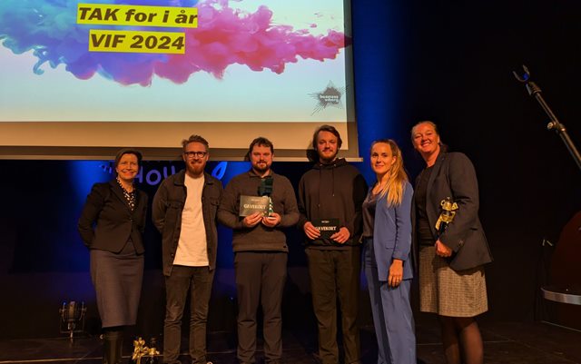 Her ses it-teknologerne, som har vundet Iværksætterfestival i Viborg sammen med dommerne