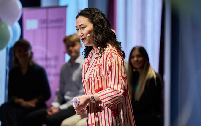 Fang og julesweaters på scenen til DM i praktik