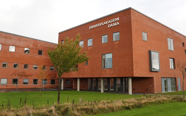 Erhvervsakademi Danias Campus i Viborg set udefra