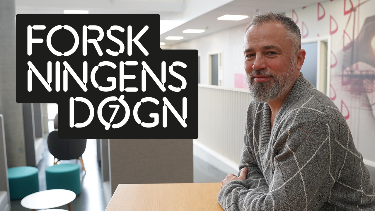 Gratis webinar om hybrid undervisning, hvor du får indsigt i både muligheder og udfordringer samt hvordan didaktisk design kan styrke læring, deltagelse og fællesskab på tværs af fysisk og digital tilstedeværelse.