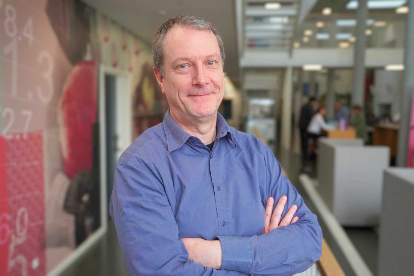 Allan Kirkeby, underviser på Erhvervsakademi Dania, har lavet sit eget brætspil